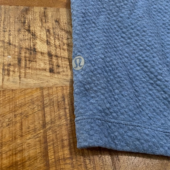 Lululemon At Ease Shorts - Picture 4 of 6